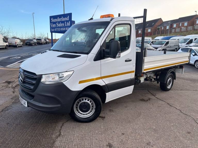 2019 Mercedes-Benz Sprinter 2.1 314 CDI Tipper Diesel Manual RWD L2 Euro 6 (143 ps) Tipper Diesel...