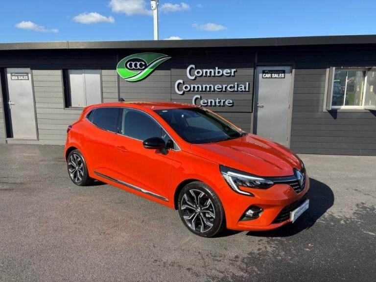 October 2022 Renault Clio TCe Techno (190) Hatchback