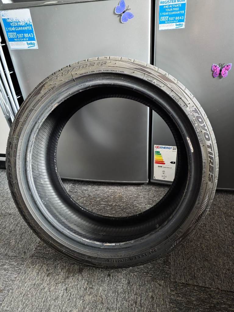 225 40 18 Toyo Proxies Sport 2 tyre