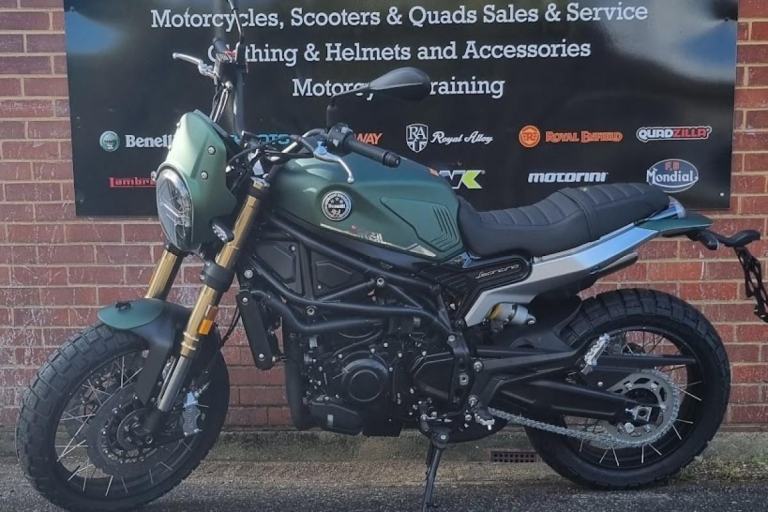Benelli Leoncino 800 Trail Retro Bike Motorcycle Naked NEW 2024 74 Plate Pre...