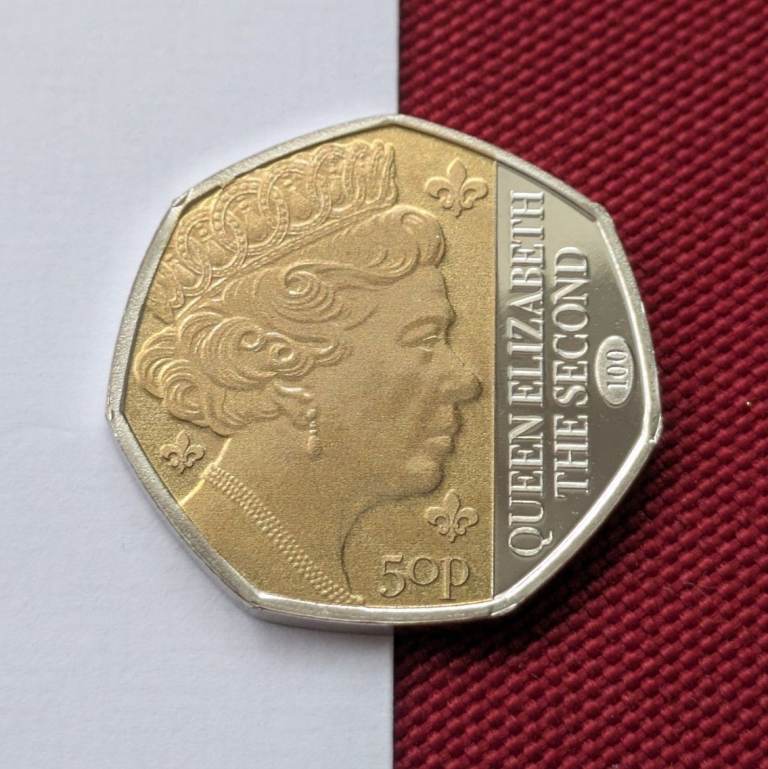 ♥NEW♥ 50p 2026 - GOLD ink and SILVER plating QEII Birth Centenary coin