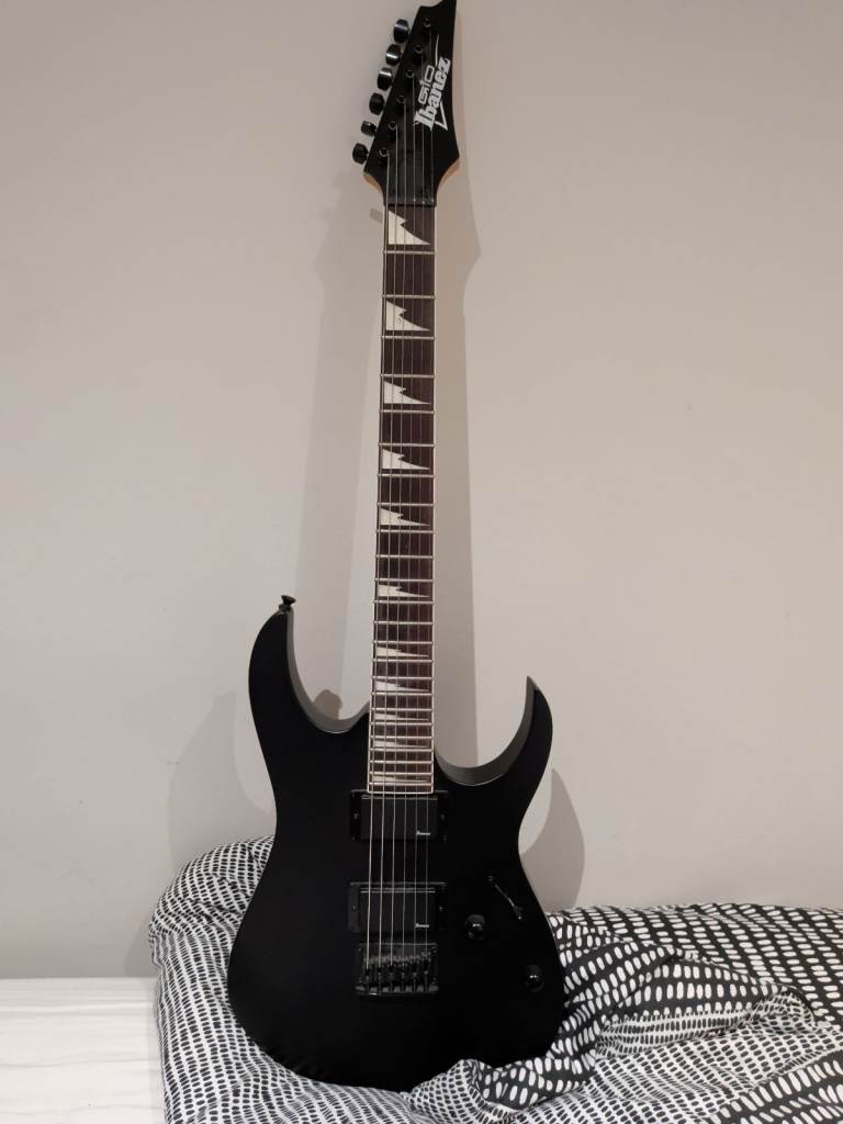 Ibanez Electric Guitar – Black, Good Condition
