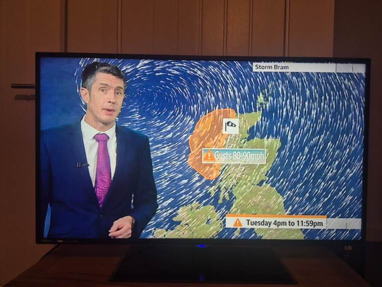 image for Technika 40" led tv