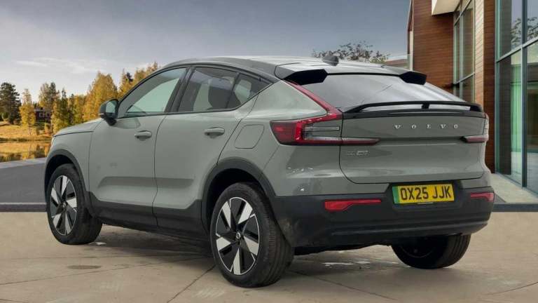 2025 Volvo EC40 Single Motor Extended Range 78kWh Plus SUV 5dr Electric Auto (252 ps) ESTATE Elec...