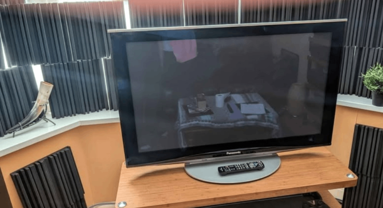 Panasonic plasma 42"