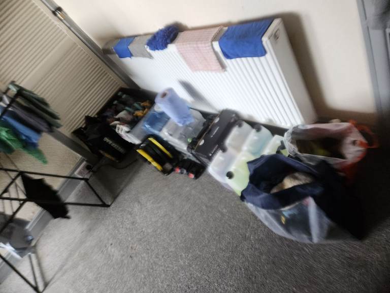 Car valeting equipment 