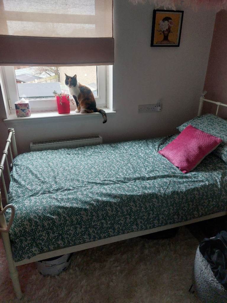 Room to rent Corstorphine - Females Only