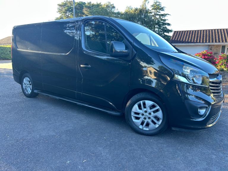 Vauxhall Vivaro 2900 LE Nav CDTI, Fantastic Condition, New 12 Month MOT, FSH, No Vat