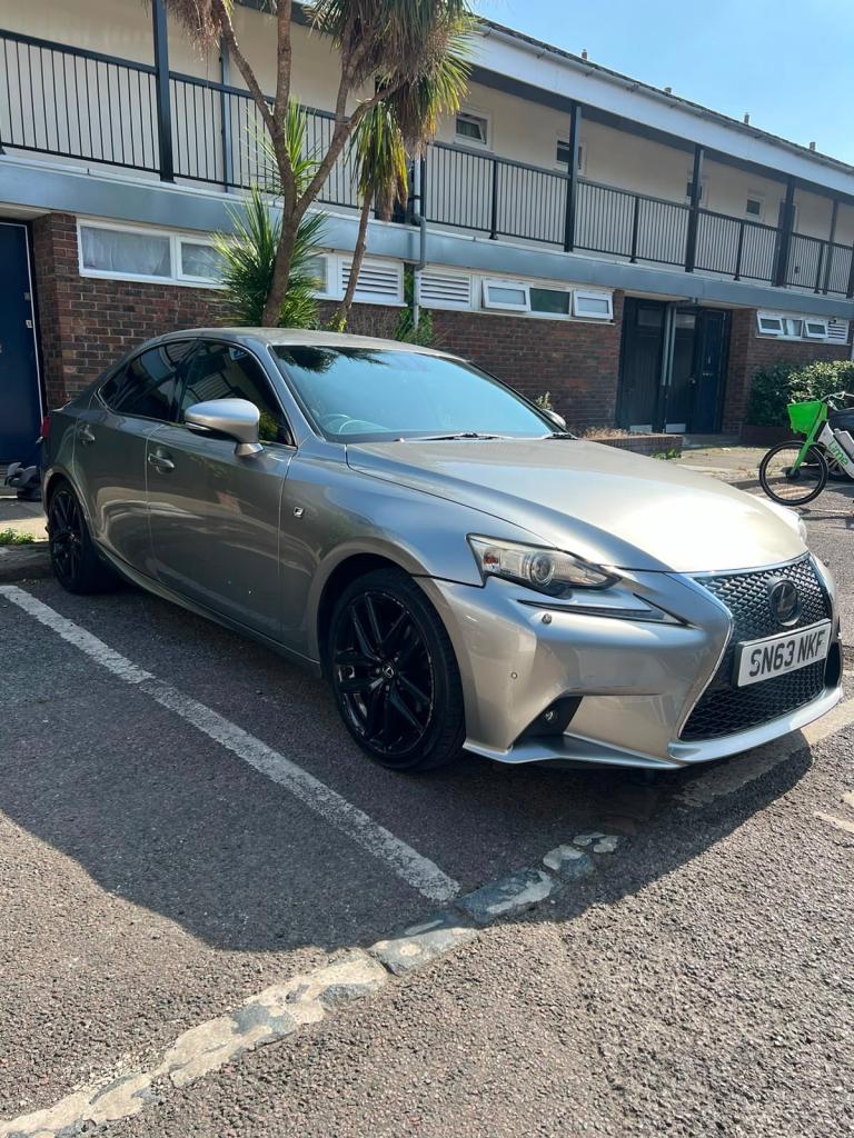 Lexus IS300h F sport 
