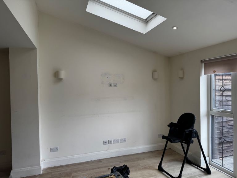 Transform Your Home with a Professional Painter 🎨