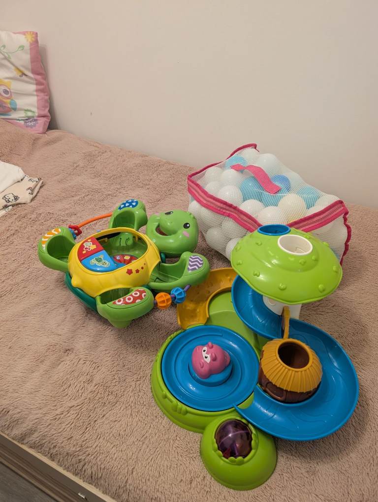 VTech Pop-a-Ball Rock & Pop Turtle,