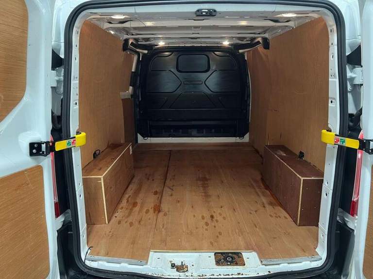 2021 Ford Transit Custom 2.0 EcoBlue 130ps Low Roof Leader Van PANEL VAN DIESEL Manual