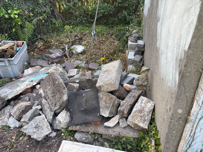 Mixed Building Rubble and Bricks – Free for Collection