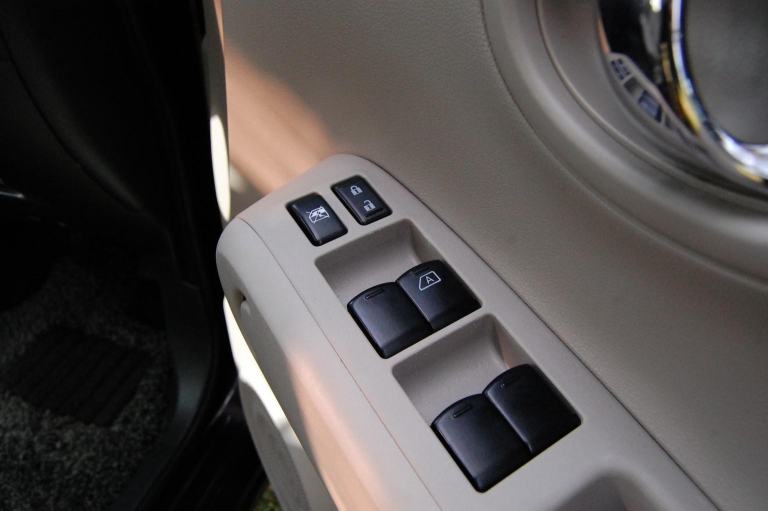 NISSAN CUBE 1.5 AUTOMATIC 2013 Petrol Automatic in Purple