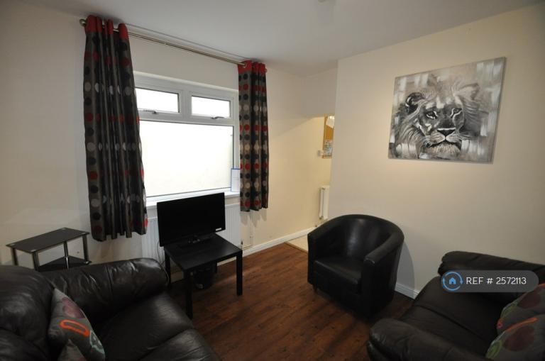 1 bedroom in Wern Fawr Road, Swansea, SA1 (#2572113)