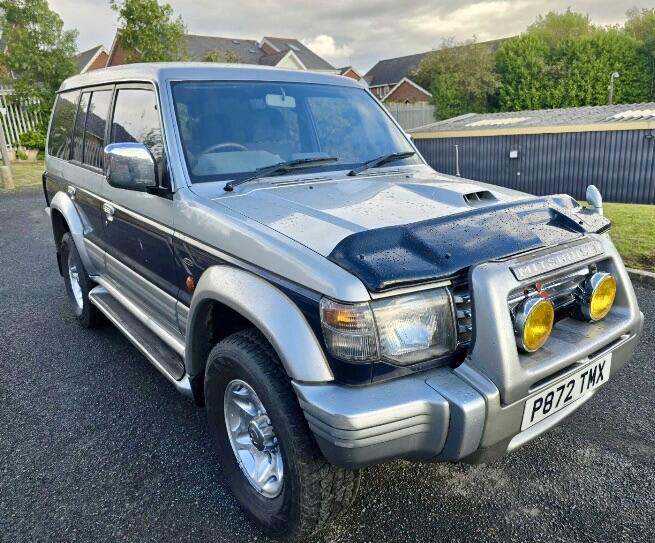 2000 Mitsubishi Pajero 2.8 DIESEL  FIELD MASTER Diesel Automatic