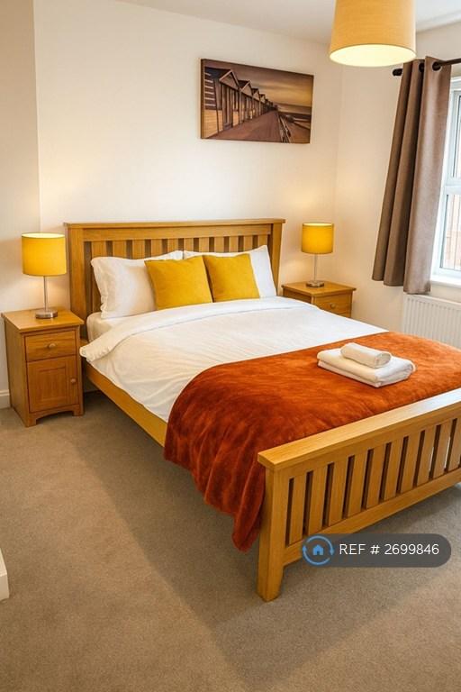 5 bedroom house in Port Stanley Close, Taunton, TA2 (5 bed) (#2699846)