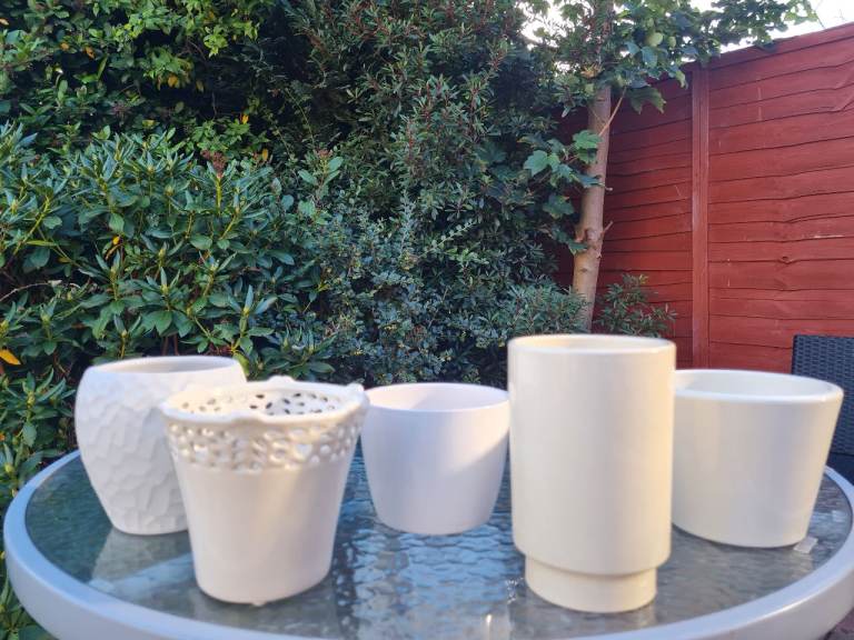  White/Cream Ceramic Garden Planters – Various Styles