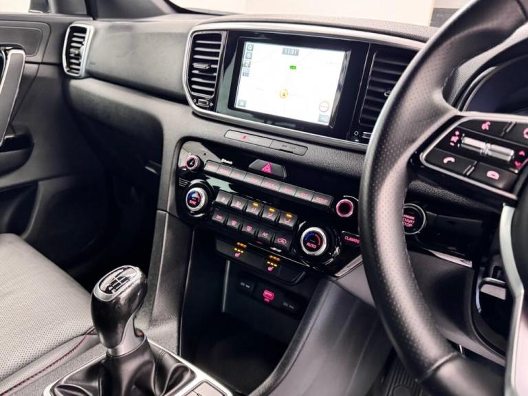 2019 Kia Sportage 1.6 T-GDi GT-LINE 175 BHP + SAT NAV + HEATED LEATHER ESTATE Petrol Manual