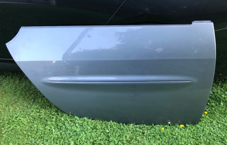 Smart Fortwo 450 RH / Drivers door panel - grey metallic - from a '55' reg car