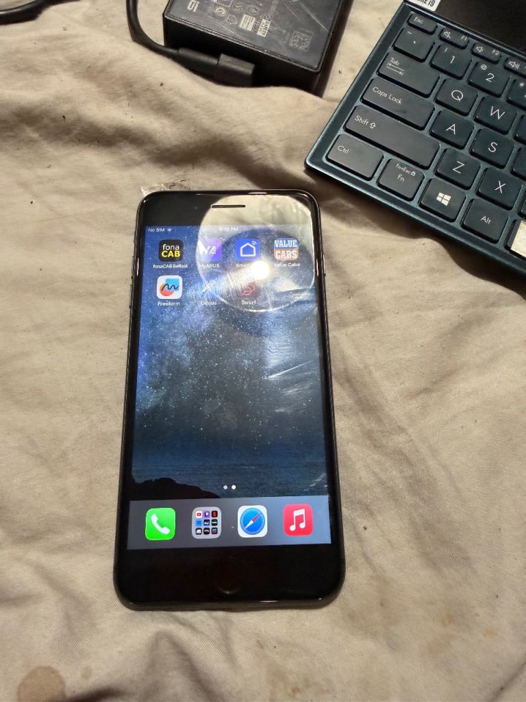 Apple iPhone 8 Plus - free delivery locally