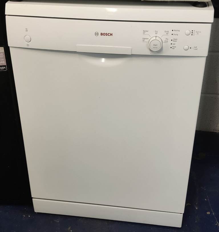 Full Size Dishwasher 3 months warranty free local delivery 