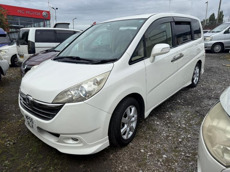 Honda Stepwagon 2.0 I Vtec Auto 8 Seater MPV panoramic roof, wood floor(P55)
