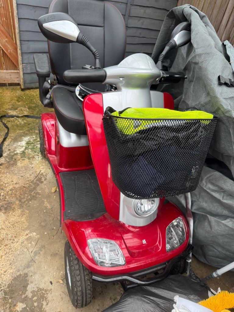 Kymco maxi xls red mobility scooter