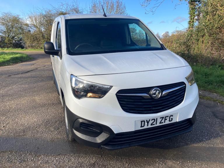 2021 Vauxhall Combo 2300 1.5 Turbo D 100ps H1 Dynamic Van PANEL VAN Diesel Manual