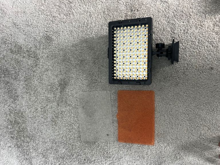 Neewer CN 160 Vlogging Light