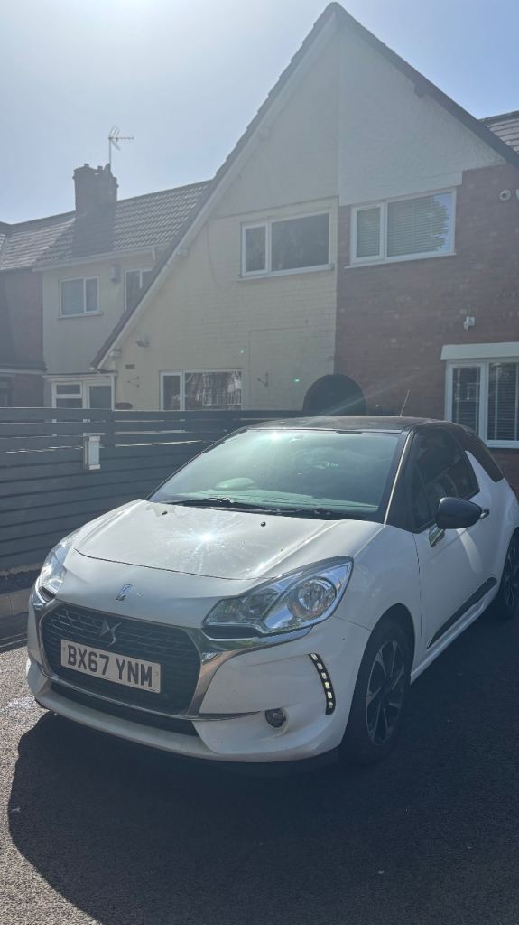 DS, DS 3, Hatchback, 2017, Manual, 1560 (cc), 3 doors
