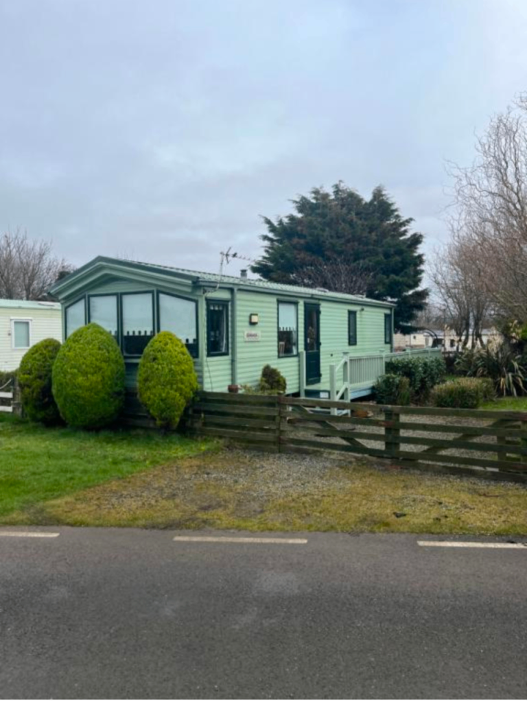 CHEAP STATIC CARAVAN FOR SALE, LAKE DISTRICT, CUMBRIA, BEACH LOCATION, PRIVATE LAKE, FISHING