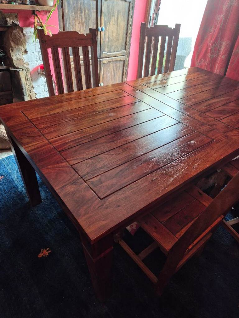 Reduced as we need the space! Superb quality, solid wood, extendable table & 4 lovely chairs