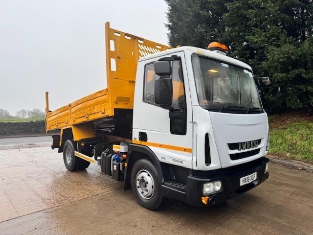 2018 18 Iveco Eurocargo 75E16 E6 steel insulated drop side tipper tar chutes 