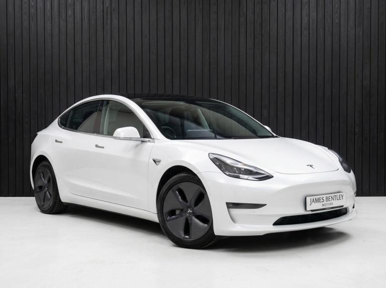 TESLA MODEL 3 Standard Range Plus Auto RWD 4dr 2020