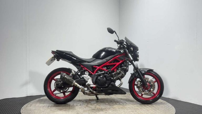 Suzuki SV650 N 2018 LATEST MODEL ONLY 18K A2 BIKE 650CC VTWIN