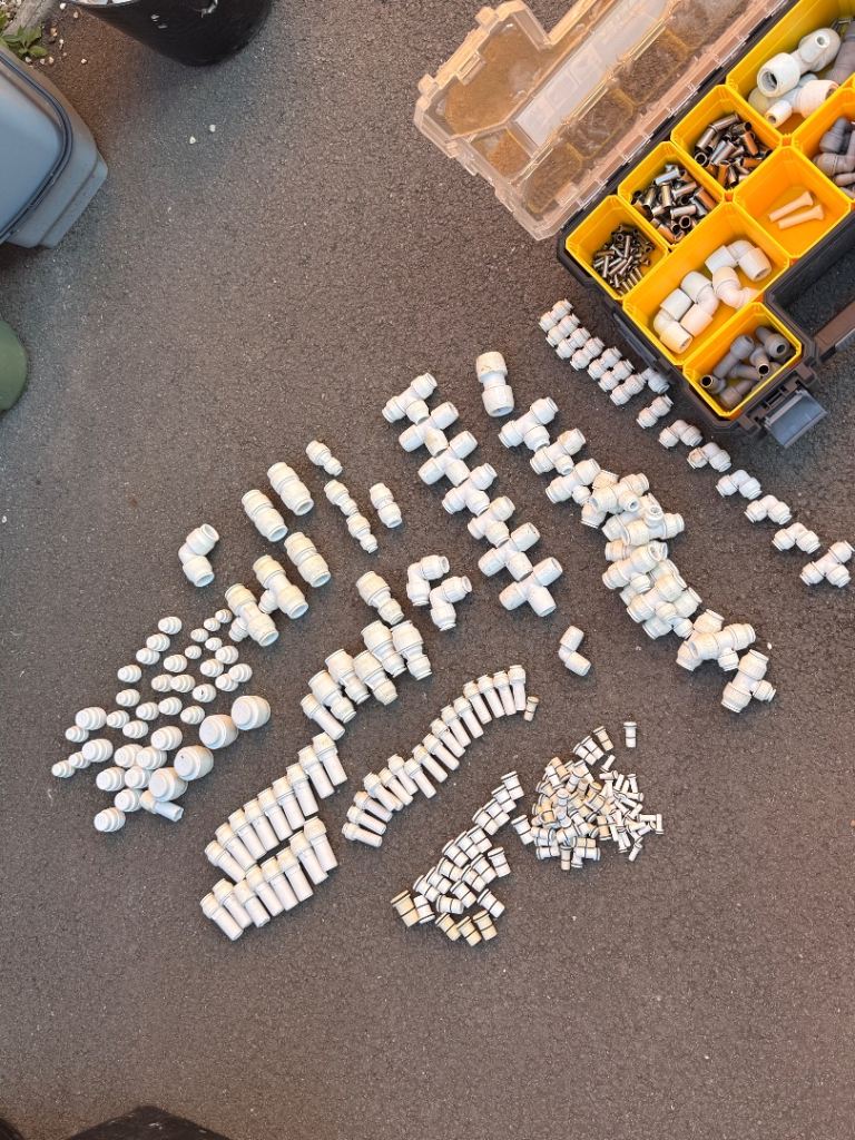 Plumbing fittings speedfit