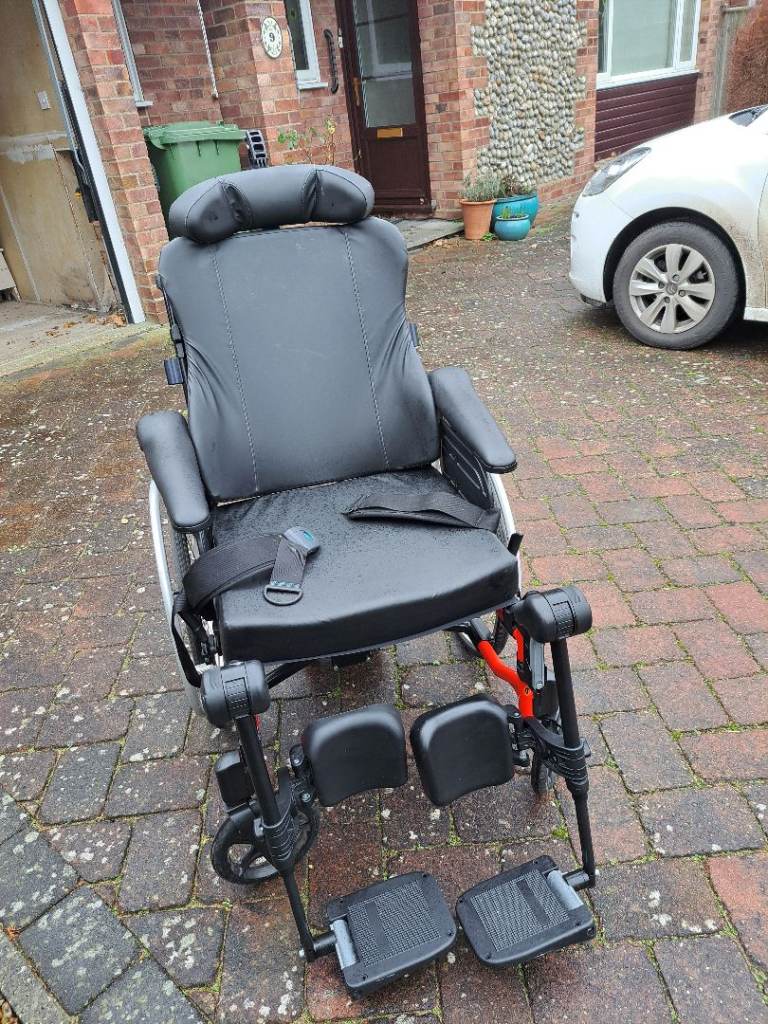 InvaCare Action 3 wheelchair