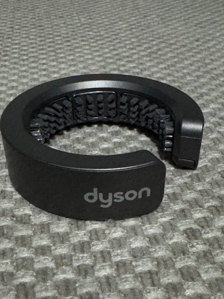 Genuine Dyson hair styling attachment (wrap/airflow ring)
