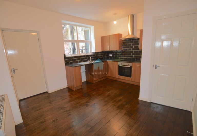 LOVELY 3 BEDROOM HOME IN GATESHEAD AVAILABLE 13/10/26 - £850pcm