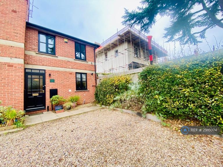 2 bedroom house in Portland Place West, Leamington Spa, CV32 (2 bed) (#2916074)