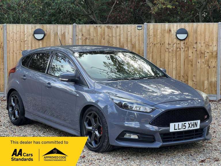 2015 Ford Focus 2.0 TDCi 185 ST-3 5dr HATCHBACK DIESEL Manual