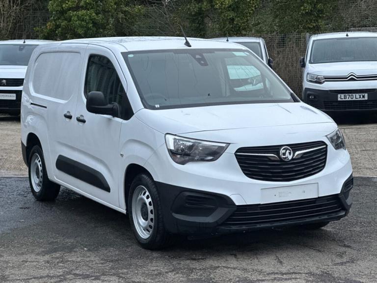 2021 Vauxhall Combo 1.5 Turbo D 2300 Edition Crew Van Double Cab 4dr Diesel Manual L2 Euro 6 (s C...