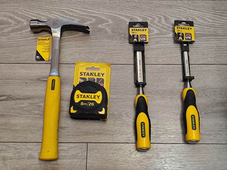 STANLEY 20oz Rip Claw Hammer, 12mm & 18mm Wood Chisel & Tape Measure All New