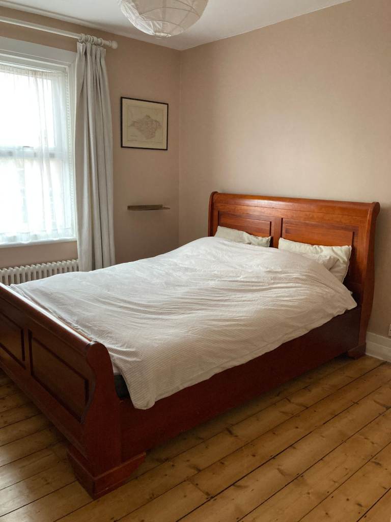 King size bed (sleigh design)