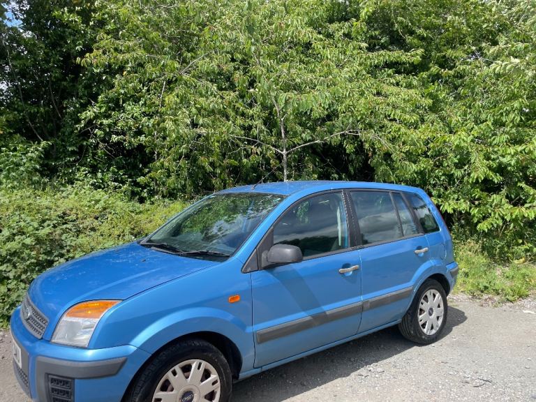 FORD FUSION 1.4 ZETEC CLIMATE 09 REG BLUE NEW CLUTCH TIMING BELT REPLACED MOT OCTOBER 10TH 45+MPG