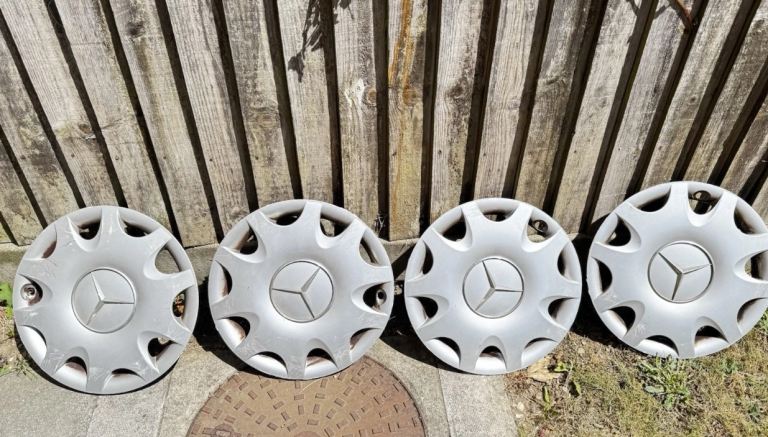 Original Mercedes A class wheel caps