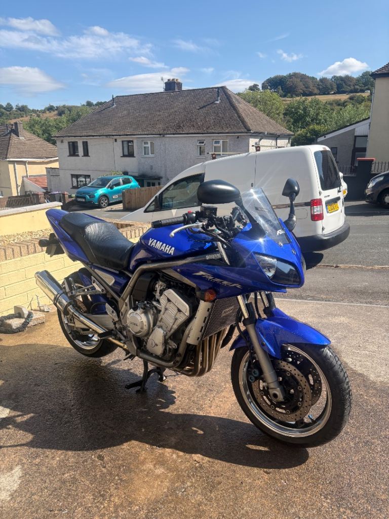 Yamaha Fazer 1000 (2002)