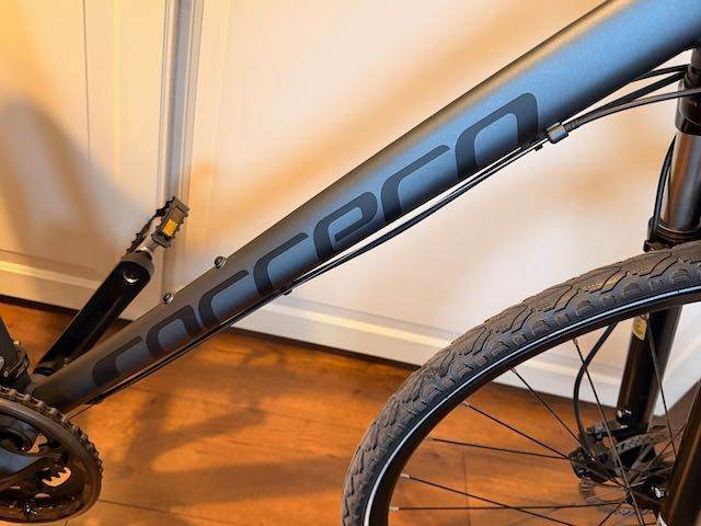 AS NEW-Carrera Crossfire 3 Mens Hybrid Bike (2x9 Shimano Altus) Dark Grey Medium Frame