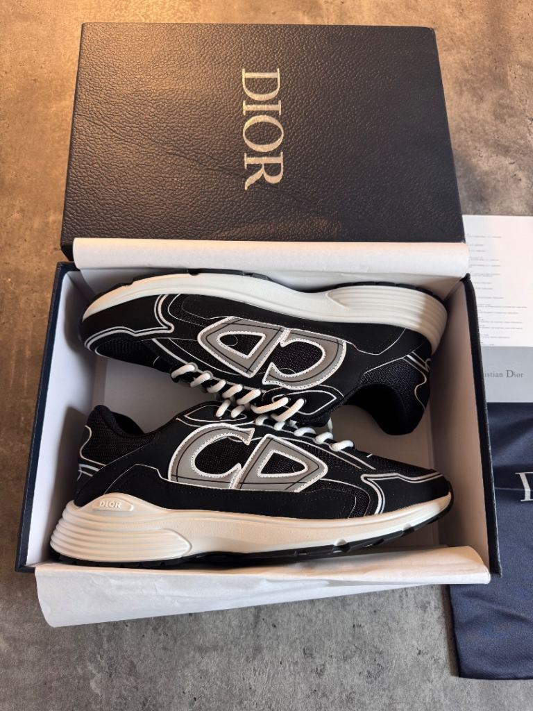 BRAND NEW CHRISTIAN DIOR B30 TRAINERS UK 9 IN BOX WITH PAPERS 